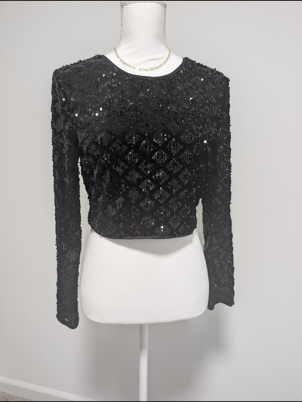 Crystal Doll Black Sequin Long Sleeve Crop Top Blouse EUC